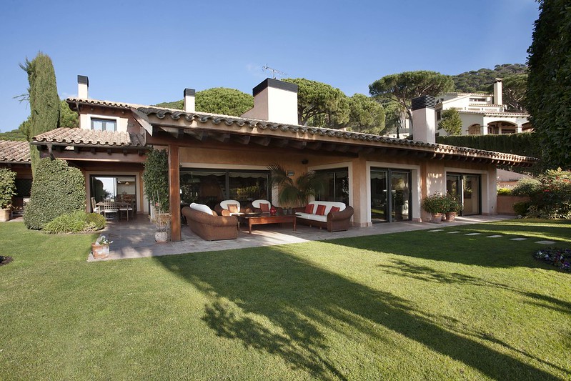 Luxury Villas in Barcelona