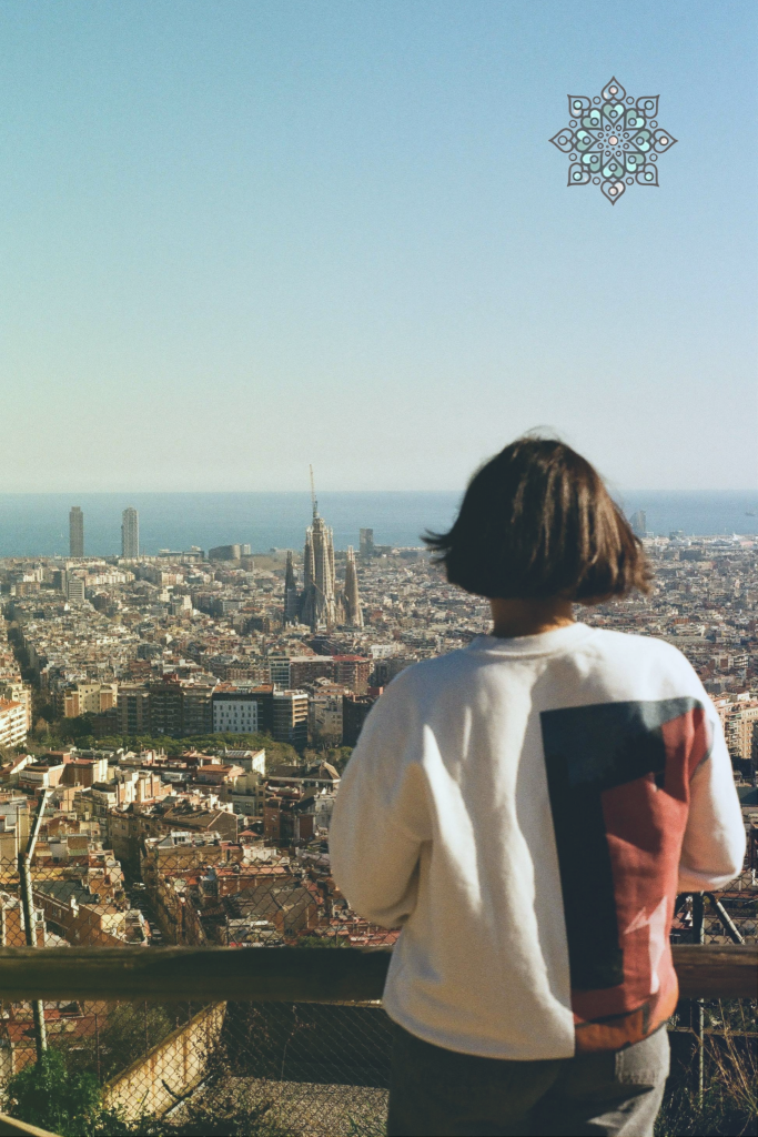 ¿Te sientes solo viajando? Apps & eventos para socializar en Barcelona.